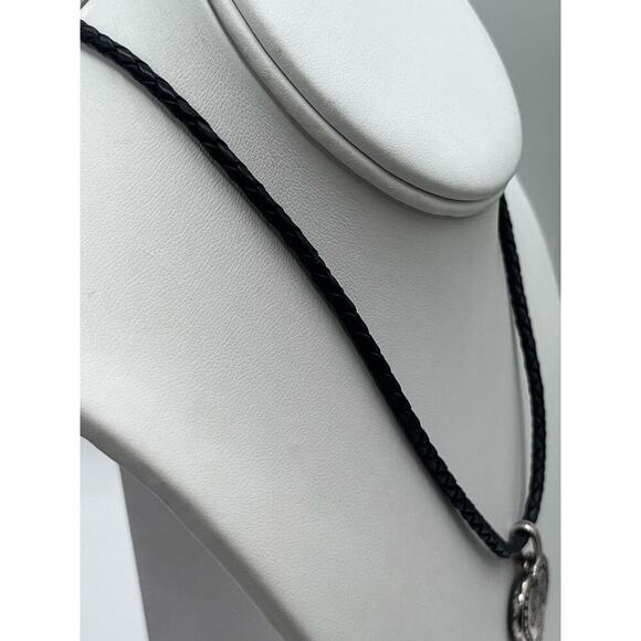Brighton Womens Necklace Silver
Ophelia Heart Pendant Black
Leather‎ Braided - Picture 3 of 7